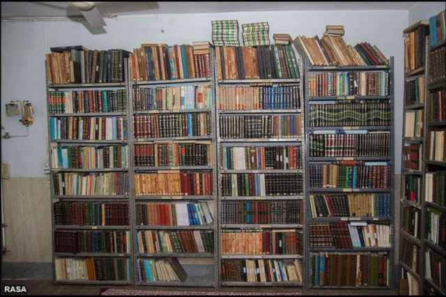 خريدار كتاب و مجله قديمي در محل