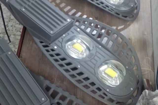 توليد كننده چراغ هاي خياباني LED جديد از 30 تا 200 وات