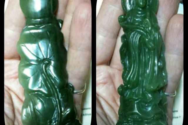 مجسمه يشم ( Natural Jadeite )  وزن 550 قيراط