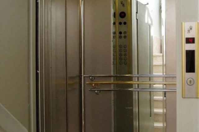 فروش و خدمات آسانسور