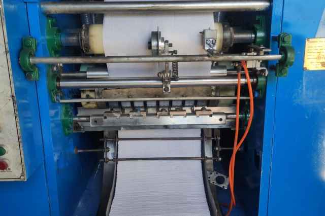دستگاه توليد دستمال كاغذي رولي جعبه‌اي و اقتصادي